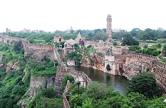 Udaipur Tour with Mount Abu & Chittorgarh