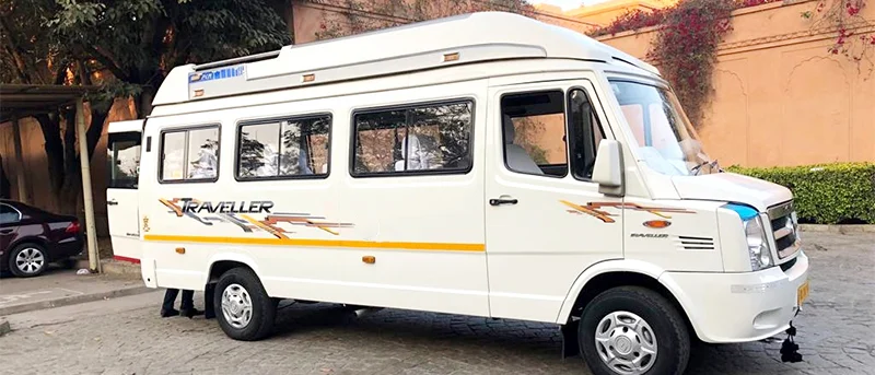 Tempo traveller Exterior