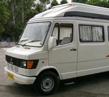 12 Seater Tempo Traveller Rajasthan